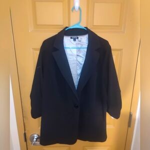 Torrid Women's SZ 3x Black City Twill Classic Fit Blazer Excellent Condition!